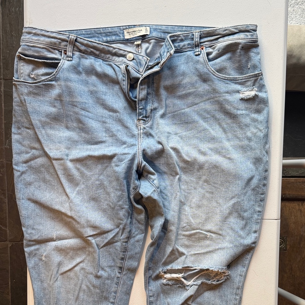 Abercrombie & Fitch Curve Love Super Skinny Ankle High Rise